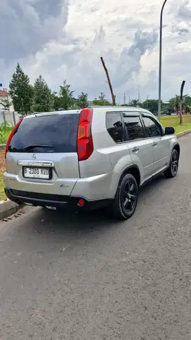 Nissan X-Trail 2011 Bensin