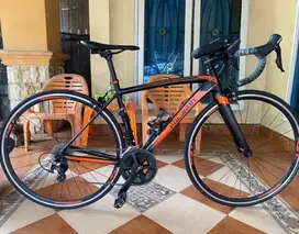 Sepeda merk Polygon Strattos