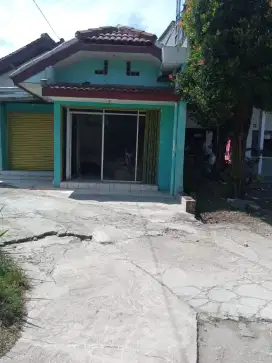 Kontrakan toko / tempat usaha
