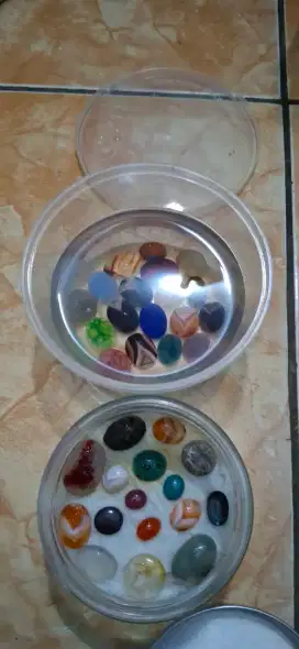 Batu akik dan permata