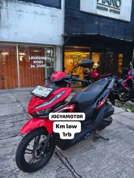 KM LOW 1000 New Honda Vario 125 thn 2024
