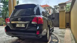 LOW KM 40rb Land Cruiser VX200 2008