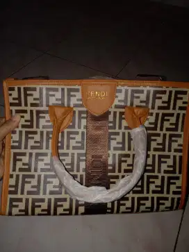 Tas cantik wanita