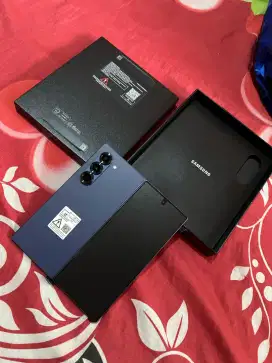 Samsung z fold 6 256GB Navy