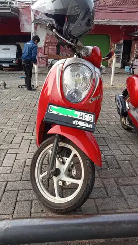 Scoopy 2012 karbu