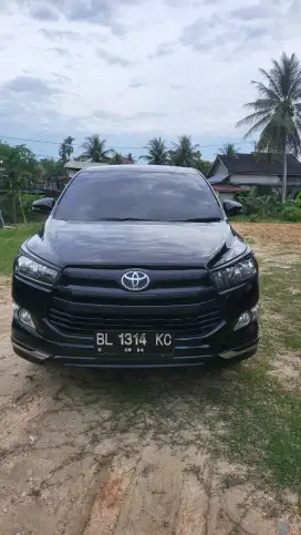 Innova G diesel M/T