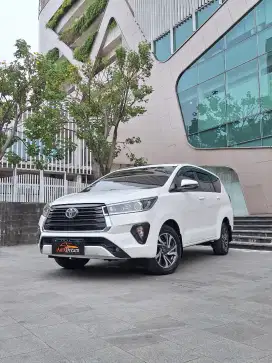 LOW KM 2022! Toyota Kijang Innova 2.4 V Diesel AT 2.4V Reborn Putih