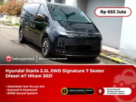[ LOW KM ] Hyundai Staria 2.2L 2WD Signature 7Seat AT Hitam 2021/2022