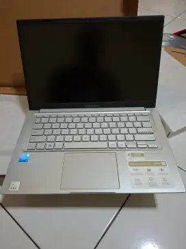 Asus A1404VA i7 1355U