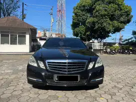 Mercedes Benz - Mercy E300 Avantgarde 2010 Terawat