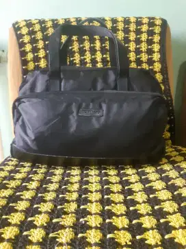 Handbag sport unisex tomstory preloved tjap karoeng