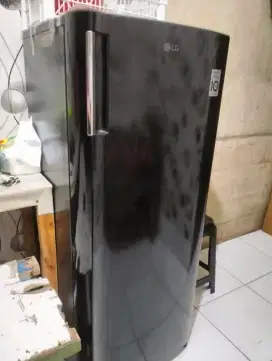 Kulkaa Freezer pembuat es batu