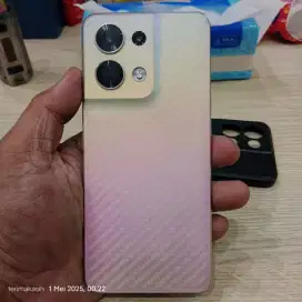Oppo Reno 8 5G 8/256 Dimensity 1300
