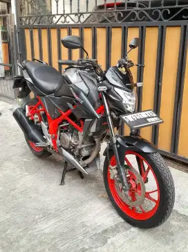 Honda CBR 150 2016