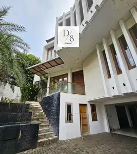 Jual Rumah Mewah PONDOK INDAH. LT.408/LB.800. 3Lt. 4BR. Harga 21,5M!