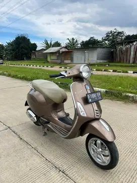 vespa primavera pajak hidup km low