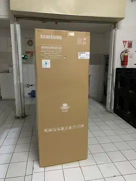 Kulkas samsung 2 pintu baru 208liter