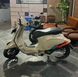 Vespa Primavera 2023