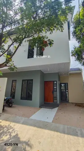 Dijual Rumah Hook 3 Lantai Lokasi Strategis Di Ciledug