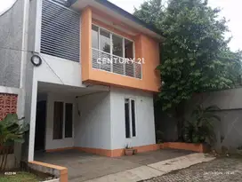 Dijual Rumah Bagus Strategis 2 Lantai Di Bintaro Sektor 3