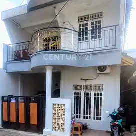 Rumah 2 Lantai One Gate System Di Cluster Bintara Village S7720