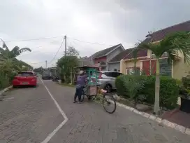 Dikontrakkan perumahan Pondok Nirwana Anggaswangi Sidoarjo