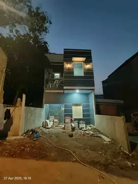 Juan rumah murah 2 lantai di Cijantung