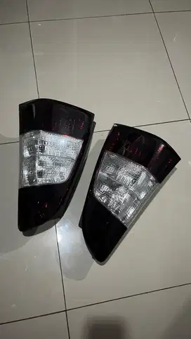 Stoplamp Ori Innova 2014 Kanan Kiri Like New Mulus PNP (Copotan Ori)
