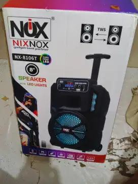Punya speker karaoke