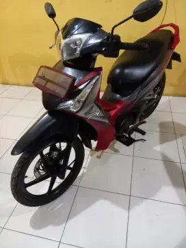 Supra x 125cc helm in