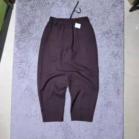 G.u balon long pants
Sz 32 reguler

Like new. Murah aja anak skena