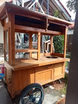 Dijual gerobak baso, mie ayam, bubur