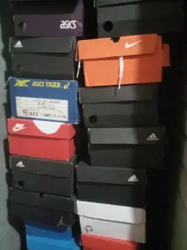 Paket usaha 10 pasang sepatu import