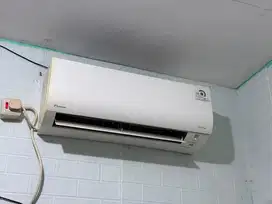 Ac Daikin inverter 1/2 pk hemat listrik pemakain pribadi