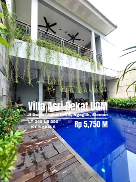 Rumah dengan Kolam renang dekat UGM dan UII jakal km 8 Jl Damai