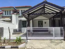Jual rumah siap huni, cluster Bumi Adipura cocok pasangan muda