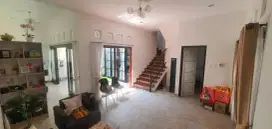 Murah dijual rumah siap pakai beranda bali mijen bsb city