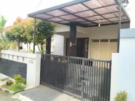 Murah dijual rumah mewah 1 lantai cluster telaga bodas dekat akpol