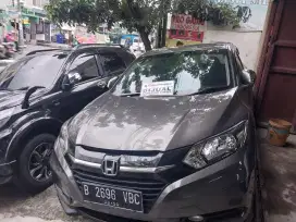 HONDA HRV E MATIK ABU ABU 2016