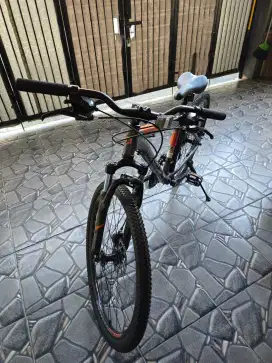 Dijual second sepeda polygon monarch 4