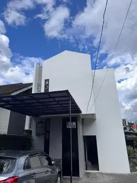 Di Jual Rumah Minimalis Cluster Cinere dekat Tol Desari
