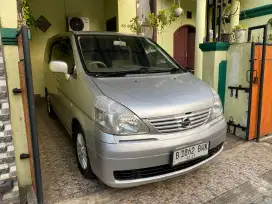 Dijual Nissan Serena CT 2009 AT Joss