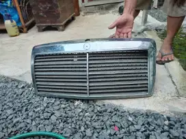 Jual grill depan mobil mercedez benz