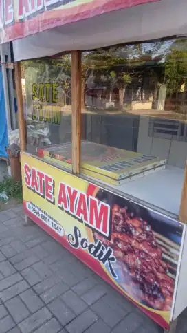 Gerobak kayu bekas
