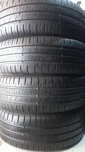 Ban dunlop sp touring R1 ukuran 205/60/16