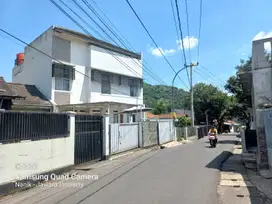 Dijual rumah strategis untuk usaha atau kantor lokasi Cimahi