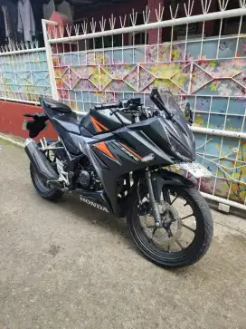 HONDA CBR 150R TH 2019 PAJAK HIDUP PANJANG