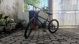 Sepeda anak ( UK 20inci harga nett)