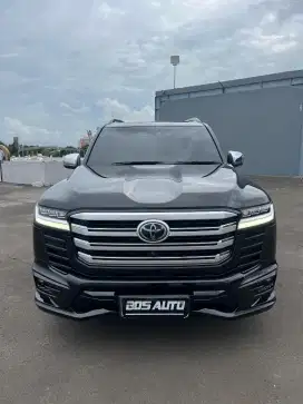 Toyota Land Cruiser VXR 300 2023