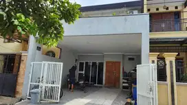 RUMAH MEWAH DI LOKASI EXCLUSIVE KAVLING MARINIR - PONDOK KELAPA